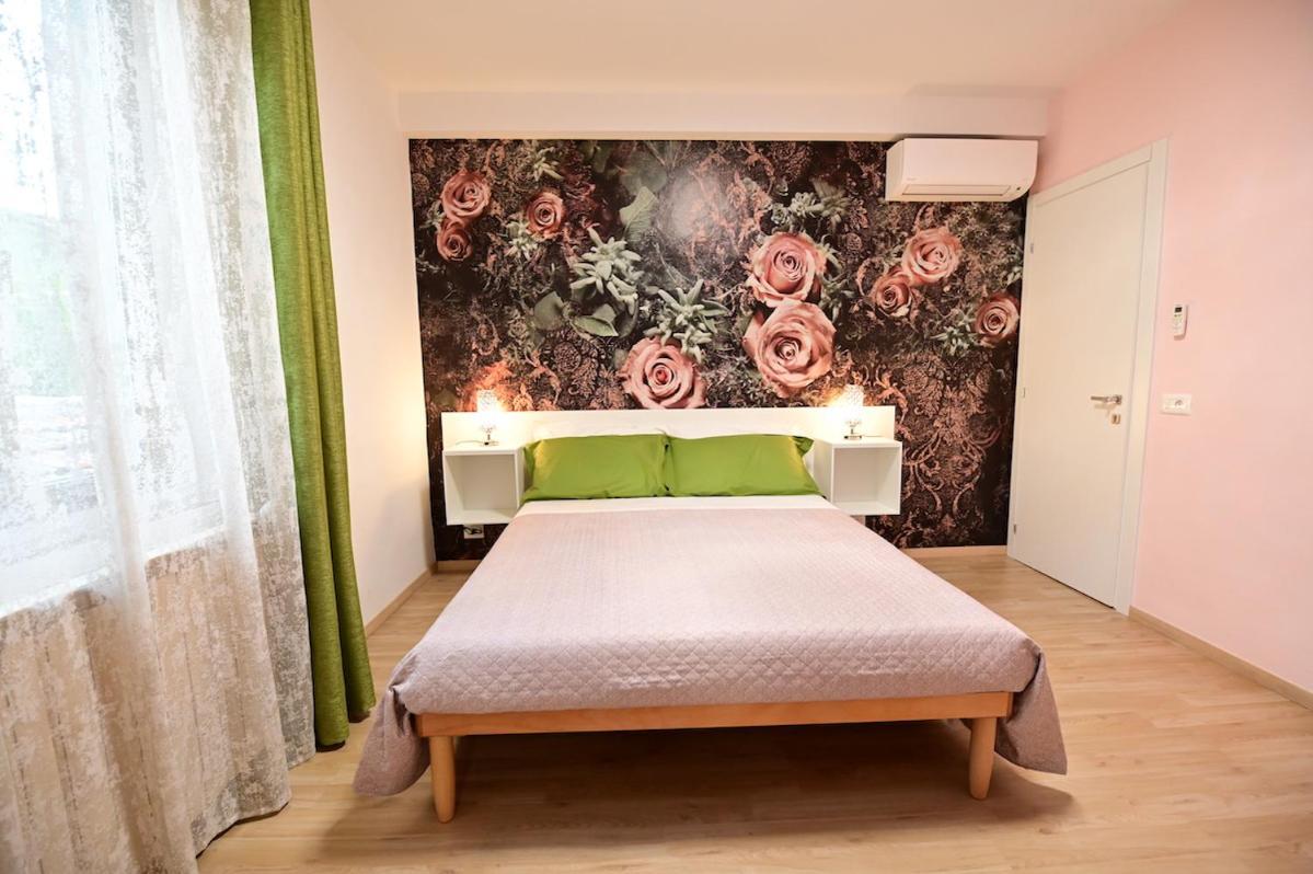לינה וארוחת בוקר Arcevia La Casa Di Odessa מראה חיצוני תמונה